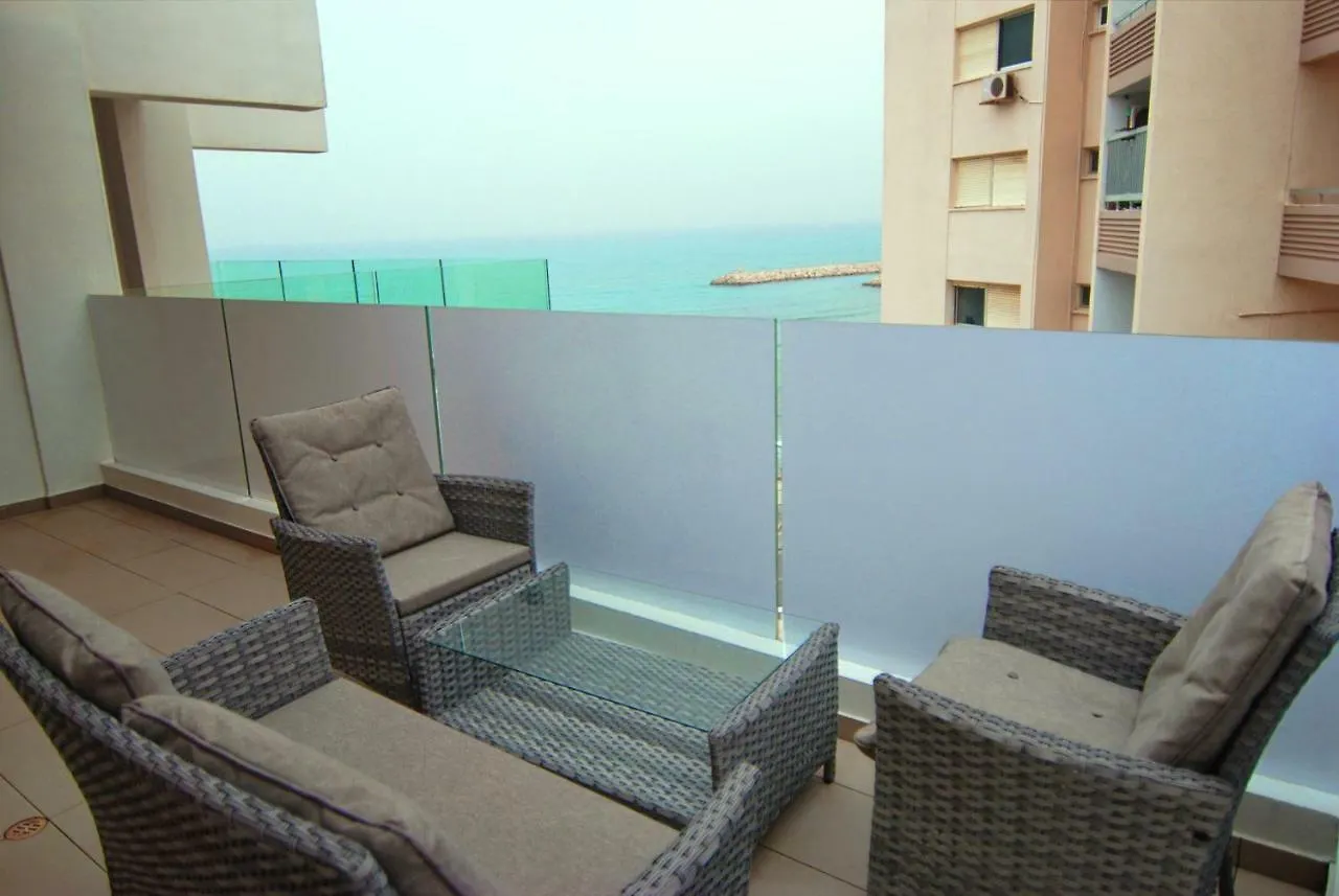 Blue View Apartment Larnaca